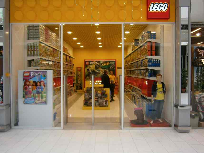 Первый магазин LEGO открылся в Красноярске