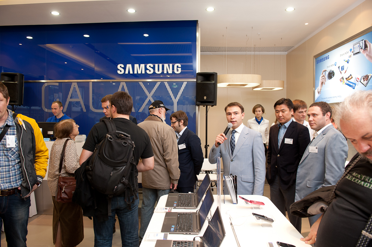 Продажи Samsung Galaxy S4 превзошли все ожидания
